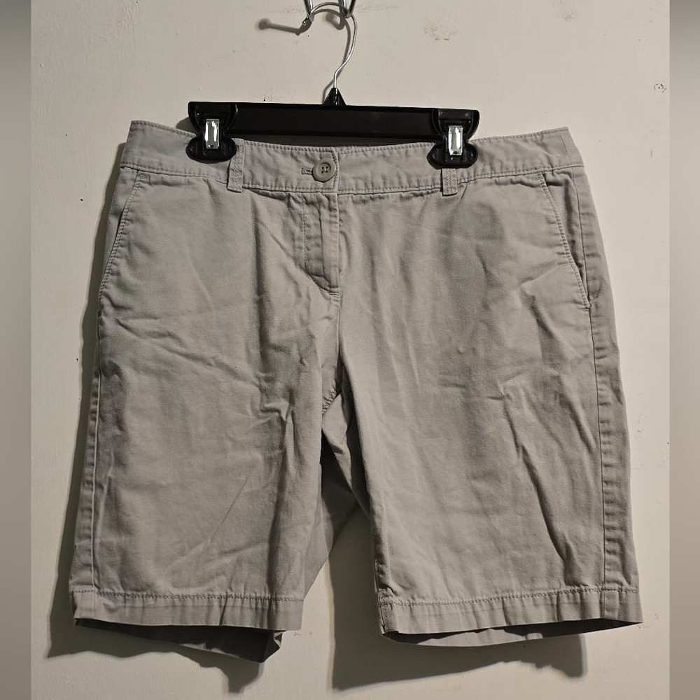 Ann Taylor Gray Bermuda Shorts Casual Cotton Blend